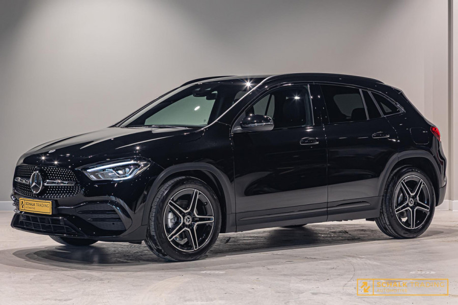 Mercedes-Benz GLA 200 AMG Line|Ambient|Camera|Dealer Mercedes-Benz GLA 200 AMG Line|Ambient|Camera|Dealer