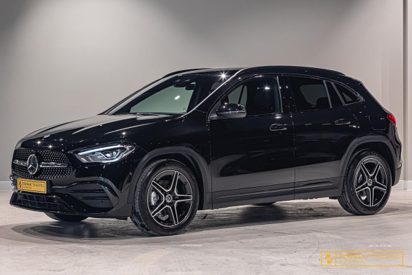Mercedes-Benz GLA 200 AMG Line|Ambient|Camera|Dealer Mercedes-Benz GLA 200 AMG Line|Ambient|Camera|Dealer