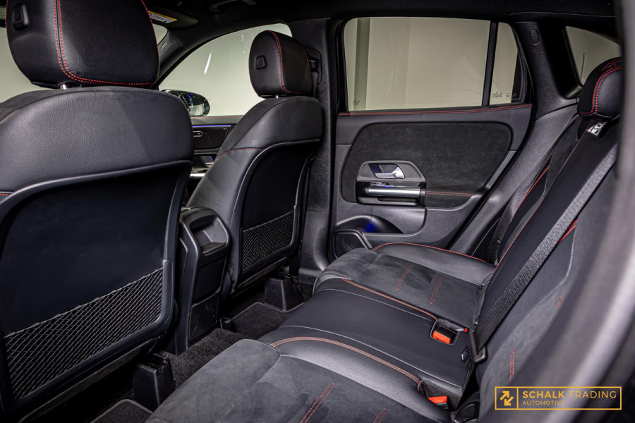 Mercedes-Benz GLA 200 AMG Line|Ambient|Camera|Dealer Mercedes-Benz GLA 200 AMG Line|Ambient|Camera|Dealer