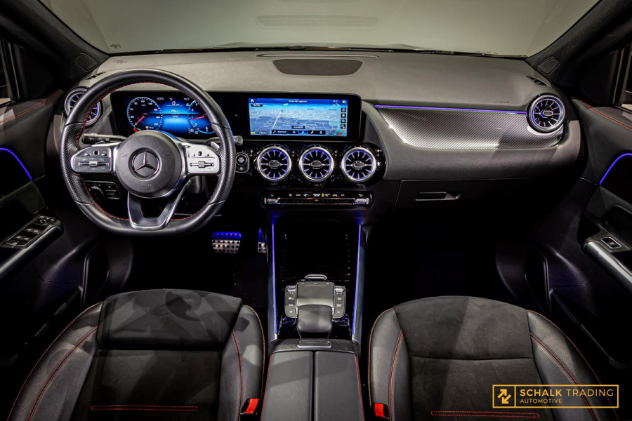 Mercedes-Benz GLA 200 AMG Line|Ambient|Camera|Dealer Mercedes-Benz GLA 200 AMG Line|Ambient|Camera|Dealer