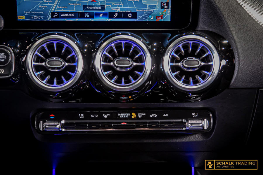 Mercedes-Benz GLA 200 AMG Line|Ambient|Camera|Dealer Mercedes-Benz GLA 200 AMG Line|Ambient|Camera|Dealer