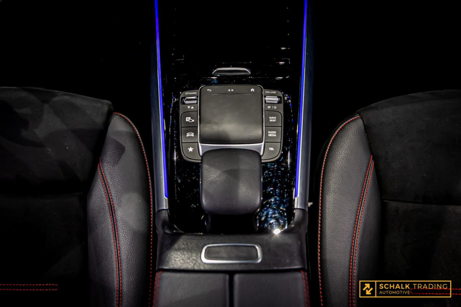 Mercedes-Benz GLA 200 AMG Line|Ambient|Camera|Dealer Mercedes-Benz GLA 200 AMG Line|Ambient|Camera|Dealer