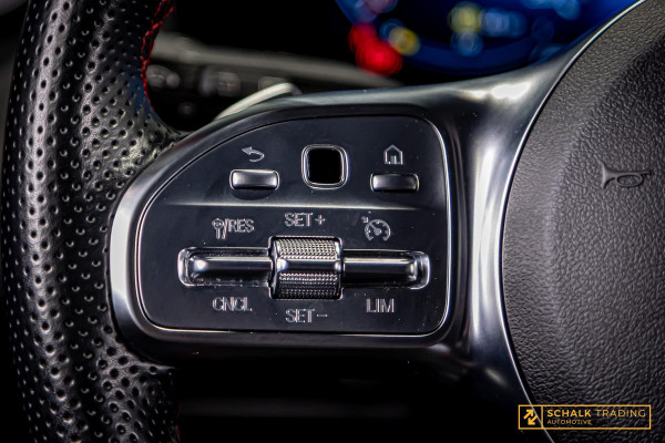 Mercedes-Benz GLA 200 AMG Line|Ambient|Camera|Dealer Mercedes-Benz GLA 200 AMG Line|Ambient|Camera|Dealer