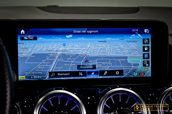 Mercedes-Benz GLA 200 AMG Line|Ambient|Camera|Dealer Mercedes-Benz GLA 200 AMG Line|Ambient|Camera|Dealer