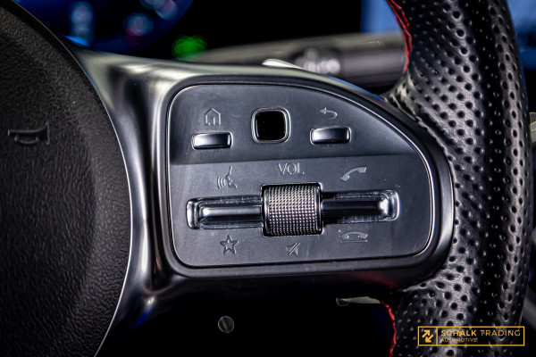 Mercedes-Benz GLA 200 AMG Line|Ambient|Camera|Dealer Mercedes-Benz GLA 200 AMG Line|Ambient|Camera|Dealer