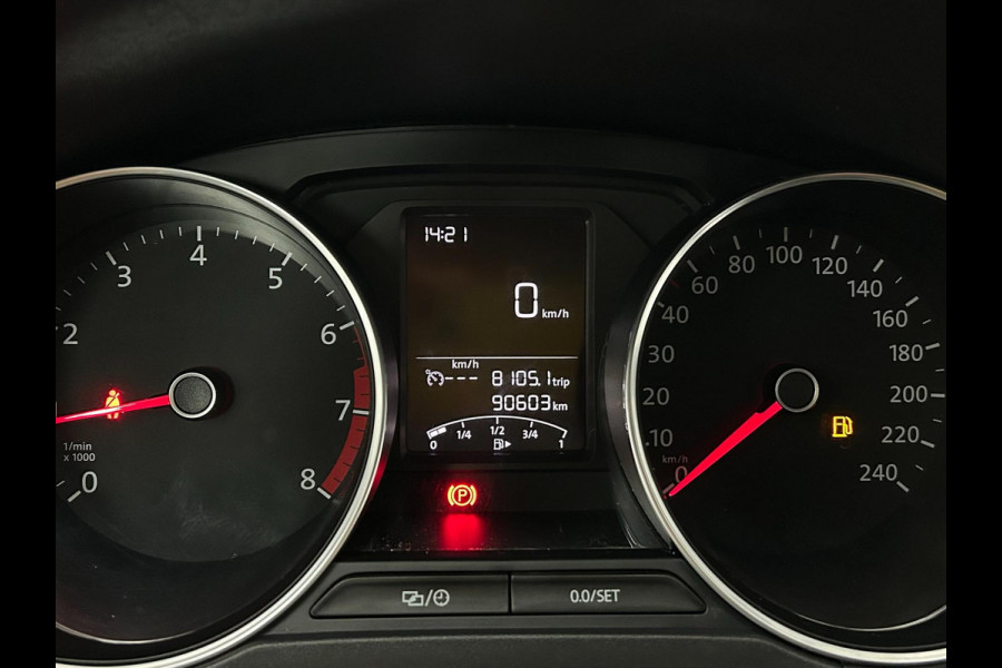 Volkswagen Polo Occasion 1.0 BlueMotion Edition | Zwart | Tweedehands Volkswagen Polo | Airco | Cruisecontrol | Sportieve velgen Volkswagen Polo Occasion 1.0 BlueMotion Edition | Zwart | Tweedehands Volkswagen Polo | Airco | Cruisecontrol | Sportieve velgen