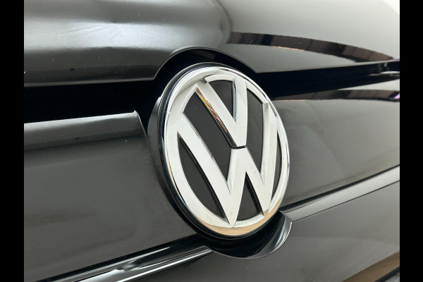 Volkswagen Polo Occasion 1.0 BlueMotion Edition | Zwart | Tweedehands Volkswagen Polo | Airco | Cruisecontrol | Sportieve velgen Volkswagen Polo Occasion 1.0 BlueMotion Edition | Zwart | Tweedehands Volkswagen Polo | Airco | Cruisecontrol | Sportieve velgen