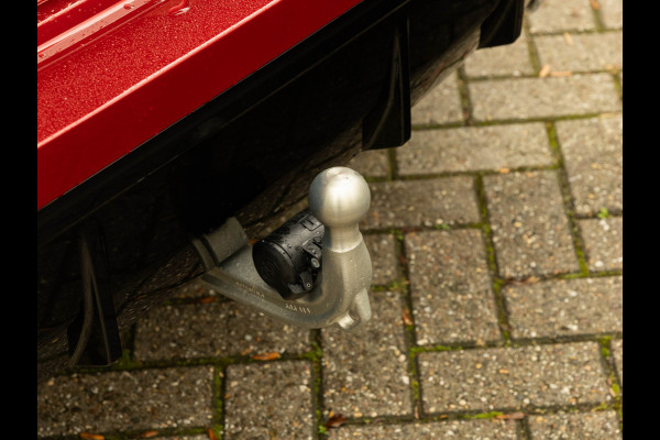 BMW 3 Serie Touring 330e M-Sport - Pano - Trekhaak - LCI 2 - ACC - Hifi