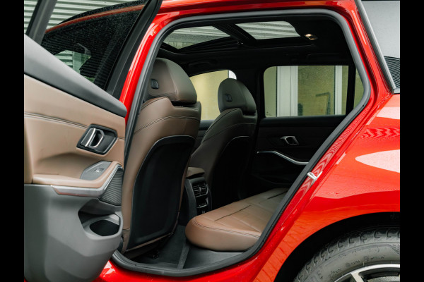 BMW 3 Serie Touring 330e M-Sport - Pano - Trekhaak - LCI 2 - ACC - Hifi