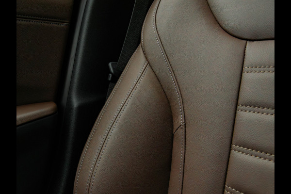 BMW 3 Serie Touring 330e M-Sport - Pano - Trekhaak - LCI 2 - ACC - Hifi