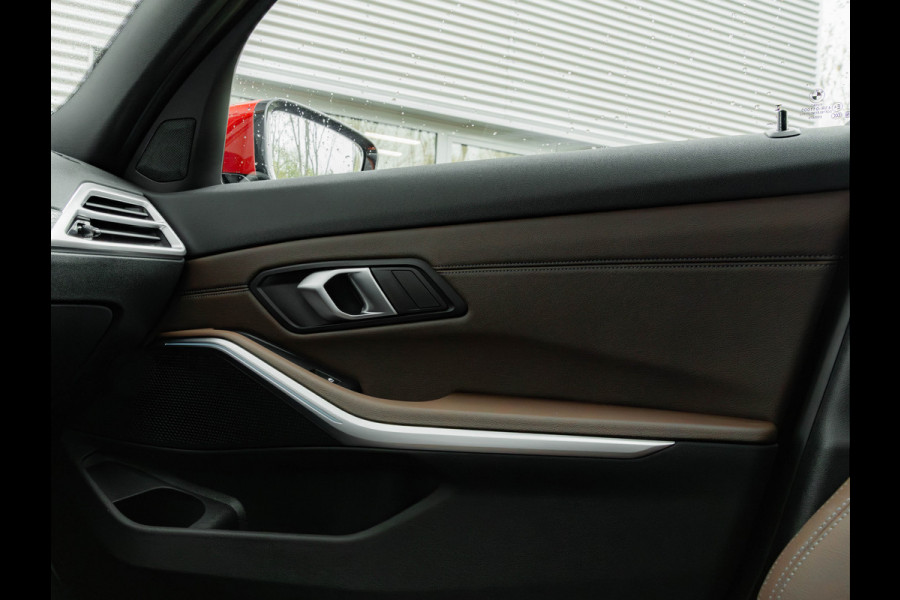 BMW 3 Serie Touring 330e M-Sport - Pano - Trekhaak - LCI 2 - ACC - Hifi
