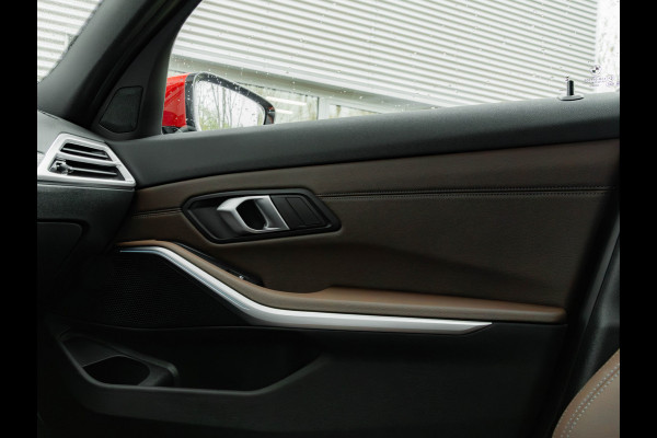 BMW 3 Serie Touring 330e M-Sport - Pano - Trekhaak - LCI 2 - ACC - Hifi