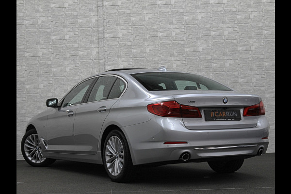 BMW 5 Serie 530d xDrive | Dealer Onderhouden | ACC | 360 Camera | Schuifdak | Comfortstoelen | Head-Up | Achterasbesturing | Leder | Keyless-Entry | Memory | Stoelverwarming V+A | LED | Stuurverwarming | Draadloos Laden | Dodehoek | BTW |