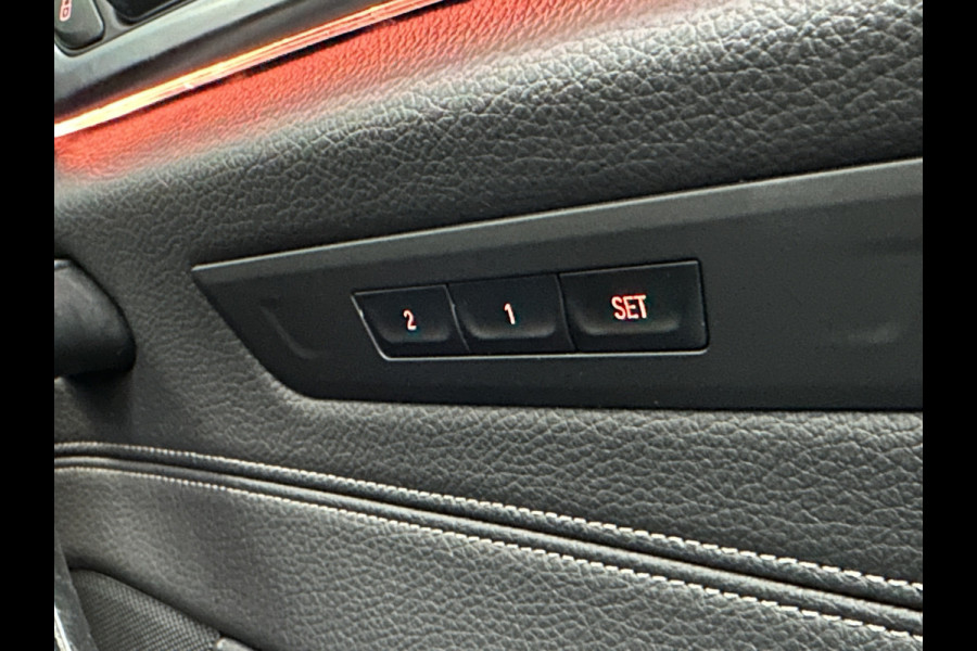 BMW 5 Serie 530d xDrive | Dealer Onderhouden | ACC | 360 Camera | Schuifdak | Comfortstoelen | Head-Up | Achterasbesturing | Leder | Keyless-Entry | Memory | Stoelverwarming V+A | LED | Stuurverwarming | Draadloos Laden | Dodehoek | BTW |