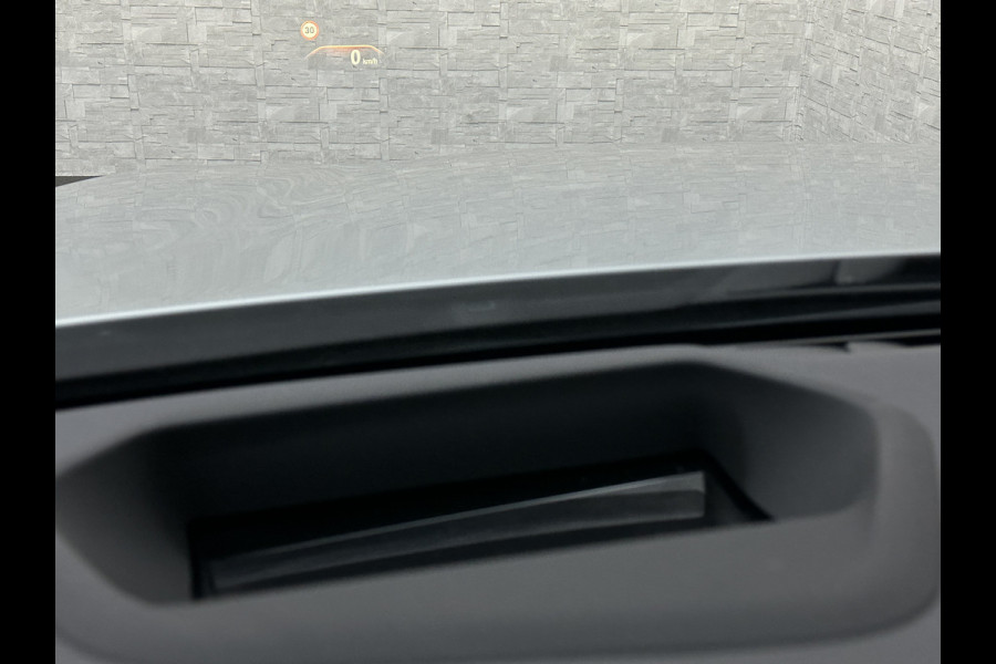 BMW 5 Serie 530d xDrive | Dealer Onderhouden | ACC | 360 Camera | Schuifdak | Comfortstoelen | Head-Up | Achterasbesturing | Leder | Keyless-Entry | Memory | Stoelverwarming V+A | LED | Stuurverwarming | Draadloos Laden | Dodehoek | BTW |