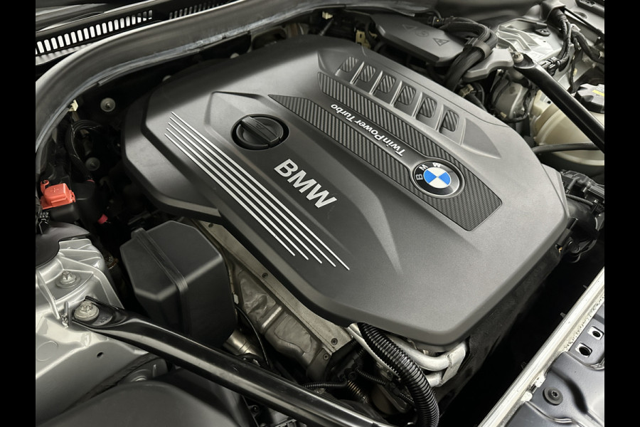 BMW 5 Serie 530d xDrive | Dealer Onderhouden | ACC | 360 Camera | Schuifdak | Comfortstoelen | Head-Up | Achterasbesturing | Leder | Keyless-Entry | Memory | Stoelverwarming V+A | LED | Stuurverwarming | Draadloos Laden | Dodehoek | BTW |