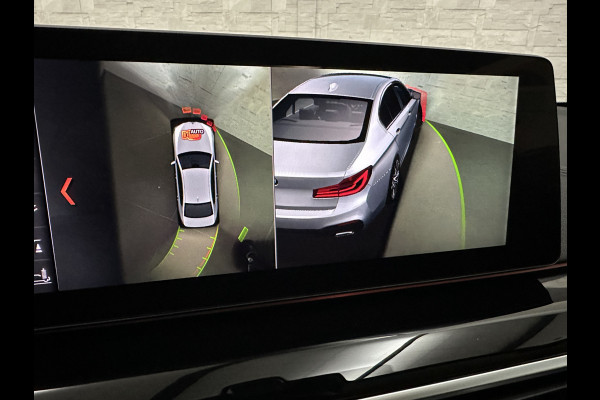 BMW 5 Serie 530d xDrive | Dealer Onderhouden | ACC | 360 Camera | Schuifdak | Comfortstoelen | Head-Up | Achterasbesturing | Leder | Keyless-Entry | Memory | Stoelverwarming V+A | LED | Stuurverwarming | Draadloos Laden | Dodehoek | BTW |