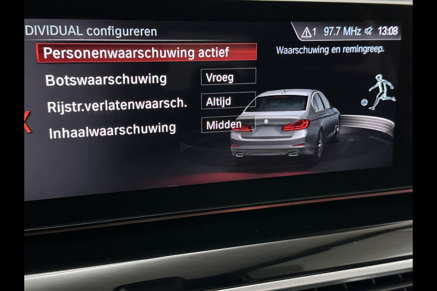 BMW 5 Serie 530d xDrive | Dealer Onderhouden | ACC | 360 Camera | Schuifdak | Comfortstoelen | Head-Up | Achterasbesturing | Leder | Keyless-Entry | Memory | Stoelverwarming V+A | LED | Stuurverwarming | Draadloos Laden | Dodehoek | BTW |