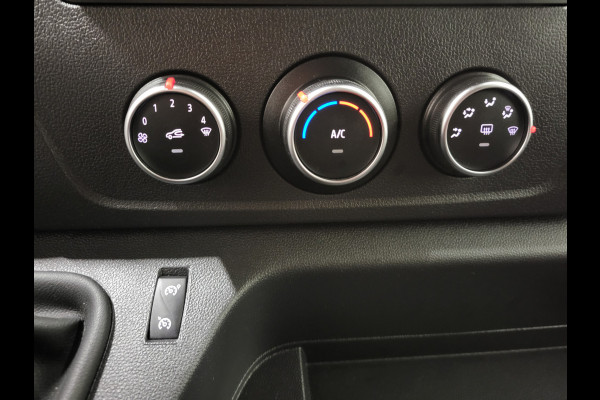 Renault Master 2.3dCi 136pk L2/H2 Trekhaak Euro 6! Renault Master 2.3dCi 136pk L2/H2 Trekhaak Euro 6!