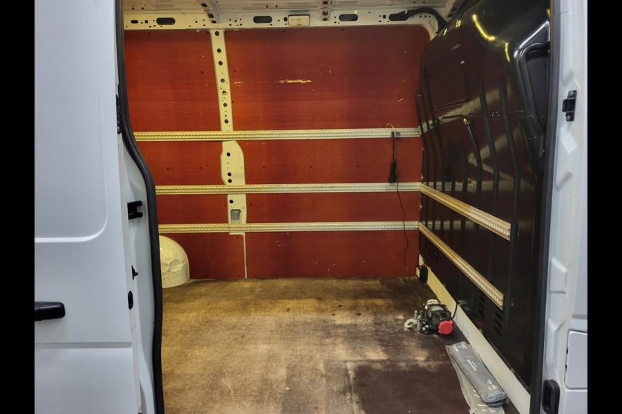 Renault Master 2.3dCi 136pk L2/H2 Trekhaak Euro 6! Renault Master 2.3dCi 136pk L2/H2 Trekhaak Euro 6!