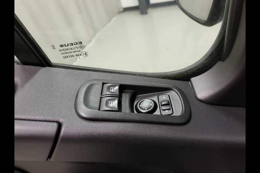 Renault Master 2.3dCi 136pk L2/H2 Trekhaak Euro 6! Renault Master 2.3dCi 136pk L2/H2 Trekhaak Euro 6!