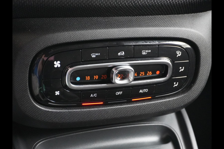 Smart Fortwo 1.0I 71PK Passion Ecc Cruise Control Bluetooth Lmv Mistlampen Regen-Lichtsensor Led  Cool & Audio pakket Pakket sport Euro 6 Origineel Nederlandse Auto Smart Fortwo 1.0I 71PK Passion Ecc Cruise Control Bluetooth Lmv Mistlampen Regen-Lichtsensor Led  Cool & Audio pakket Pakket sport Euro 6 Origineel Nederlandse Auto