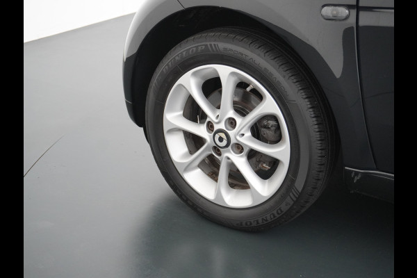 Smart Fortwo 1.0I 71PK Passion Ecc Cruise Control Bluetooth Lmv Mistlampen Regen-Lichtsensor Led  Cool & Audio pakket Pakket sport Euro 6 Origineel Nederlandse Auto Smart Fortwo 1.0I 71PK Passion Ecc Cruise Control Bluetooth Lmv Mistlampen Regen-Lichtsensor Led  Cool & Audio pakket Pakket sport Euro 6 Origineel Nederlandse Auto