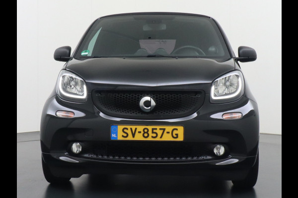 Smart Fortwo 1.0I 71PK Passion Ecc Cruise Control Bluetooth Lmv Mistlampen Regen-Lichtsensor Led  Cool & Audio pakket Pakket sport Euro 6 Origineel Nederlandse Auto Smart Fortwo 1.0I 71PK Passion Ecc Cruise Control Bluetooth Lmv Mistlampen Regen-Lichtsensor Led  Cool & Audio pakket Pakket sport Euro 6 Origineel Nederlandse Auto