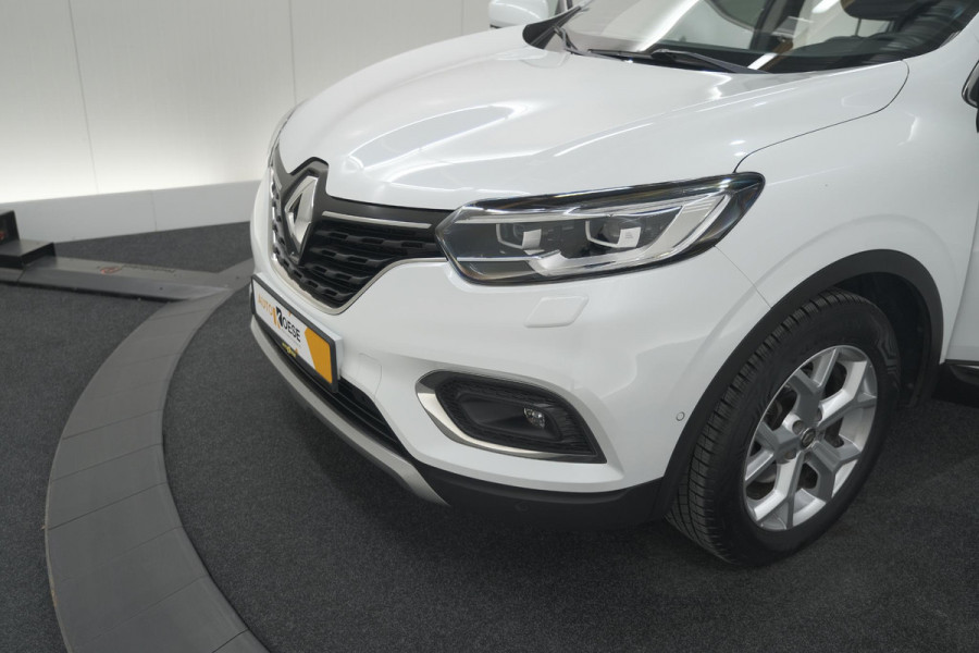 Renault Kadjar TCe 140 EDC Limited | Camera | Dodehoekdetectie | Apple Carplay | Stoelverwarming Renault Kadjar TCe 140 EDC Limited | Camera | Dodehoekdetectie | Apple Carplay | Stoelverwarming