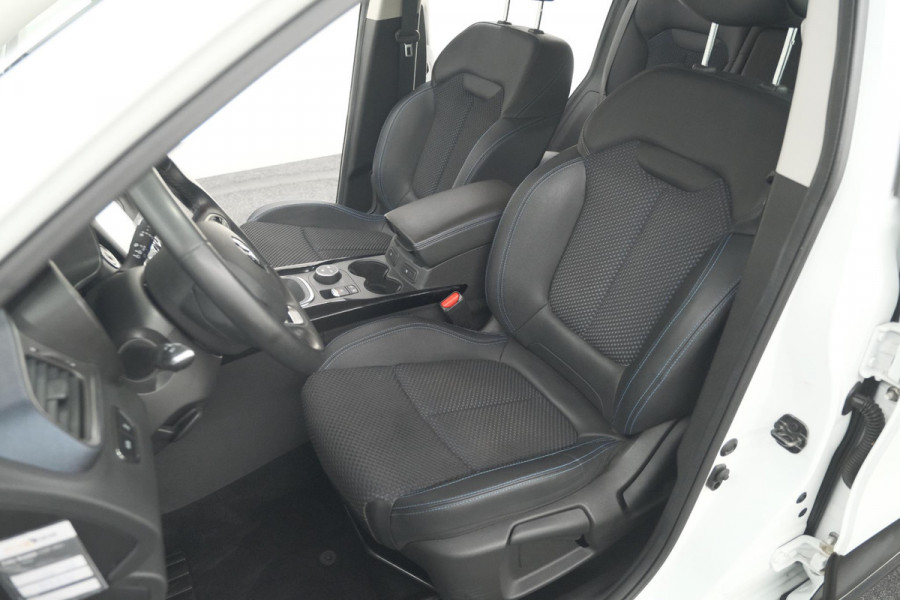 Renault Kadjar TCe 140 EDC Limited | Camera | Dodehoekdetectie | Apple Carplay | Stoelverwarming Renault Kadjar TCe 140 EDC Limited | Camera | Dodehoekdetectie | Apple Carplay | Stoelverwarming