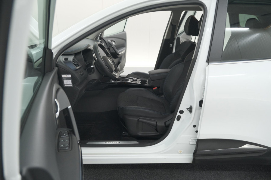 Renault Kadjar TCe 140 EDC Limited | Camera | Dodehoekdetectie | Apple Carplay | Stoelverwarming Renault Kadjar TCe 140 EDC Limited | Camera | Dodehoekdetectie | Apple Carplay | Stoelverwarming