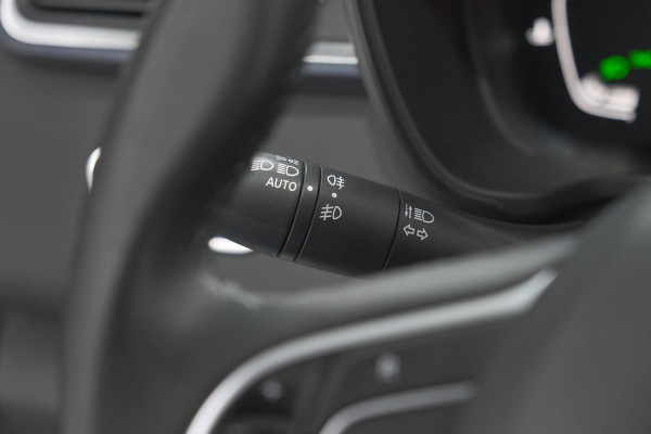 Renault Kadjar TCe 140 EDC Limited | Camera | Dodehoekdetectie | Apple Carplay | Stoelverwarming Renault Kadjar TCe 140 EDC Limited | Camera | Dodehoekdetectie | Apple Carplay | Stoelverwarming