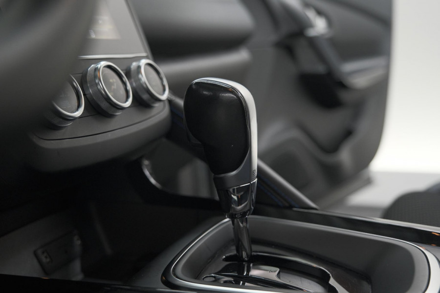 Renault Kadjar TCe 140 EDC Limited | Camera | Dodehoekdetectie | Apple Carplay | Stoelverwarming Renault Kadjar TCe 140 EDC Limited | Camera | Dodehoekdetectie | Apple Carplay | Stoelverwarming