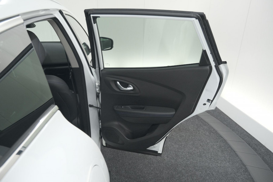 Renault Kadjar TCe 140 EDC Limited | Camera | Dodehoekdetectie | Apple Carplay | Stoelverwarming Renault Kadjar TCe 140 EDC Limited | Camera | Dodehoekdetectie | Apple Carplay | Stoelverwarming