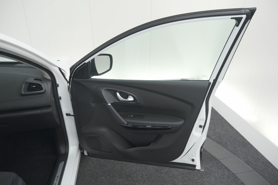 Renault Kadjar TCe 140 EDC Limited | Camera | Dodehoekdetectie | Apple Carplay | Stoelverwarming Renault Kadjar TCe 140 EDC Limited | Camera | Dodehoekdetectie | Apple Carplay | Stoelverwarming
