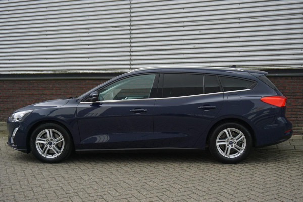 Ford FOCUS Wagon 1.0 EcoB. 125PK Hybrid Business|Trekhaak|Camera| Privacy-glas. Ford FOCUS Wagon 1.0 EcoB. 125PK Hybrid Business|Trekhaak|Camera| Privacy-glas.
