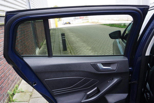 Ford FOCUS Wagon 1.0 EcoB. 125PK Hybrid Business|Trekhaak|Camera| Privacy-glas. Ford FOCUS Wagon 1.0 EcoB. 125PK Hybrid Business|Trekhaak|Camera| Privacy-glas.