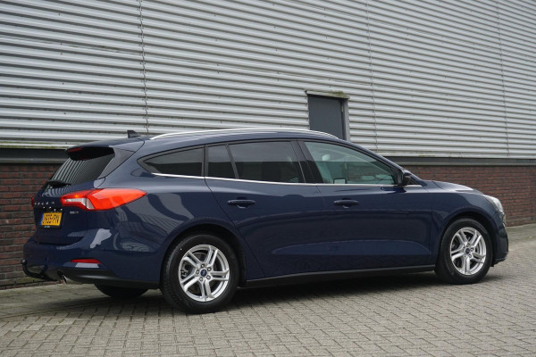 Ford FOCUS Wagon 1.0 EcoB. 125PK Hybrid Business|Trekhaak|Camera| Privacy-glas. Ford FOCUS Wagon 1.0 EcoB. 125PK Hybrid Business|Trekhaak|Camera| Privacy-glas.