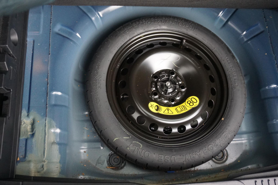 Ford FOCUS Wagon 1.0 EcoB. 125PK Hybrid Business|Trekhaak|Camera| Privacy-glas. Ford FOCUS Wagon 1.0 EcoB. 125PK Hybrid Business|Trekhaak|Camera| Privacy-glas.