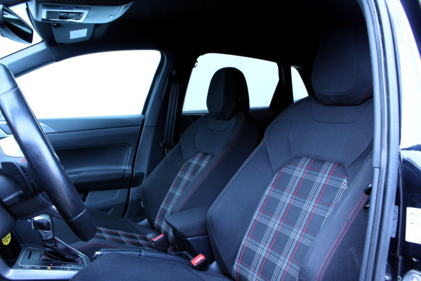 Volkswagen Polo 2.0 TSI GTI DSG VIRTUAL CARPLAY ACC CAMERA STOELVW '20 Volkswagen Polo 2.0 TSI GTI DSG VIRTUAL CARPLAY ACC CAMERA STOELVW '20