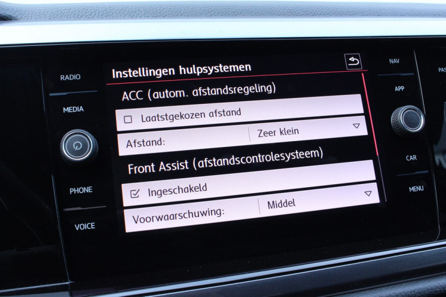 Volkswagen Polo 2.0 TSI GTI DSG VIRTUAL CARPLAY ACC CAMERA STOELVW '20 Volkswagen Polo 2.0 TSI GTI DSG VIRTUAL CARPLAY ACC CAMERA STOELVW '20