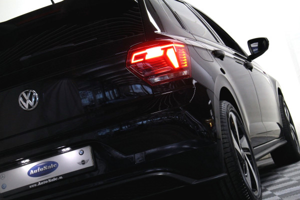 Volkswagen Polo 2.0 TSI GTI DSG VIRTUAL CARPLAY ACC CAMERA STOELVW '20 Volkswagen Polo 2.0 TSI GTI DSG VIRTUAL CARPLAY ACC CAMERA STOELVW '20