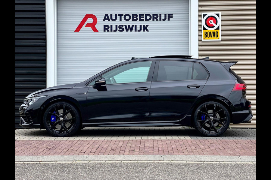 Volkswagen Golf 2.0 TSI R 4Motion Akra/Memory/Pano/H&K/Camera Volkswagen Golf 2.0 TSI R 4Motion Akra/Memory/Pano/H&K/Camera