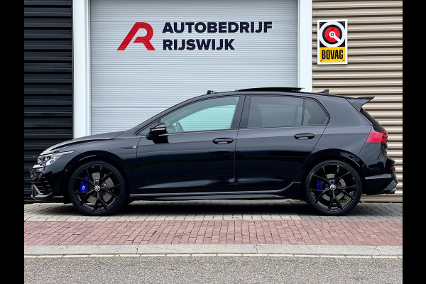 Volkswagen Golf 2.0 TSI R 4Motion Akra/Memory/Pano/H&K/Camera Volkswagen Golf 2.0 TSI R 4Motion Akra/Memory/Pano/H&K/Camera