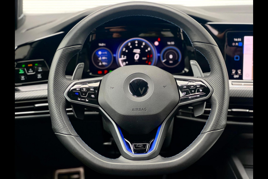 Volkswagen Golf 2.0 TSI R 4Motion Akra/Memory/Pano/H&K/Camera Volkswagen Golf 2.0 TSI R 4Motion Akra/Memory/Pano/H&K/Camera