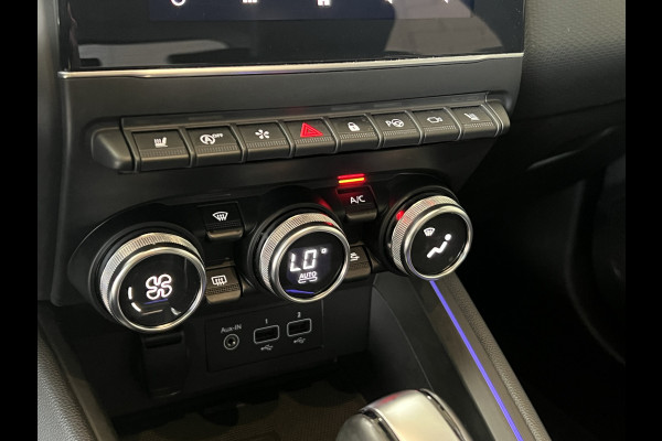 Renault Clio 1.3 TCe 130pk Intens | Groot Navi | 360 Camera | Stoel verwarming | 17 inch | Keurig nette Clio 5 automaat met 130pk!