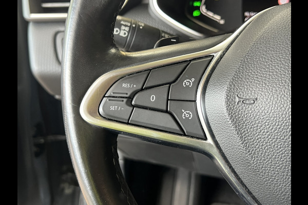 Renault Clio 1.3 TCe 130pk Intens | Groot Navi | 360 Camera | Stoel verwarming | 17 inch | Keurig nette Clio 5 automaat met 130pk!