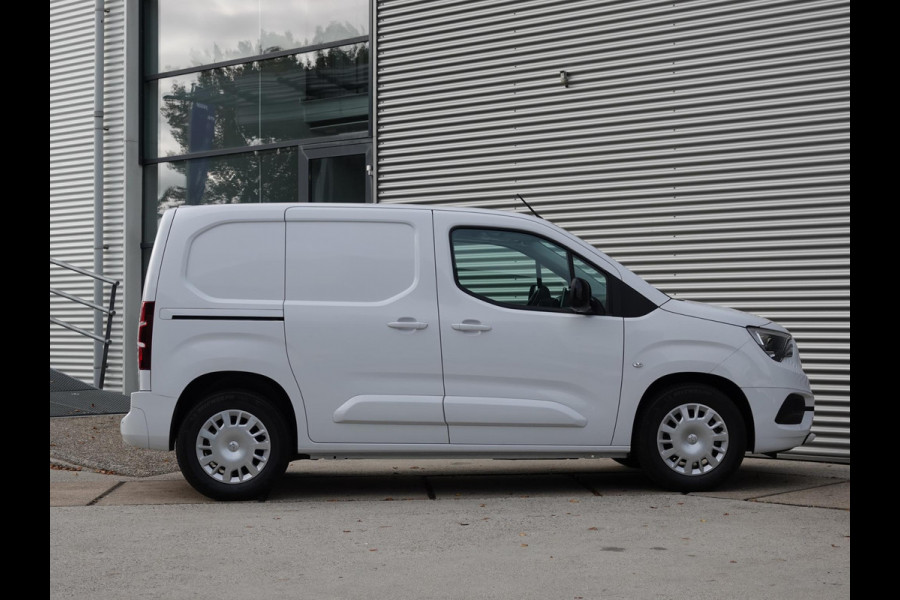 Opel Combo Electric L1 50kWh | navi incl. Apple Carplay | laadruimtebetimmering | Exterieur pakket | Safety pakket | Climate Control | rijklaarprijs