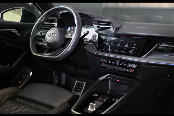 Audi A3 Sportback 45 TFSI e RS3 Look / 245 PK / RS Zetels / B & O / Leder / Lane Assist / Open Pano / Matrix / Virtual Cockpit Audi A3 Sportback 45 TFSI e RS3 Look / 245 PK / RS Zetels / B & O / Leder / Lane Assist / Open Pano / Matrix / Virtual Cockpit