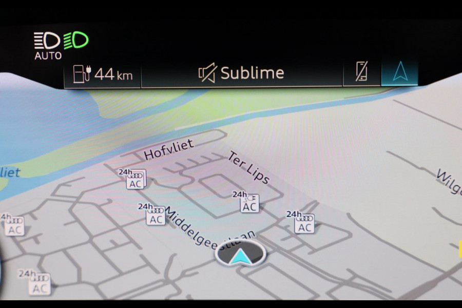 Audi A3 Sportback 45 TFSI e RS3 Look / 245 PK / RS Zetels / B & O / Leder / Lane Assist / Open Pano / Matrix / Virtual Cockpit Audi A3 Sportback 45 TFSI e RS3 Look / 245 PK / RS Zetels / B & O / Leder / Lane Assist / Open Pano / Matrix / Virtual Cockpit